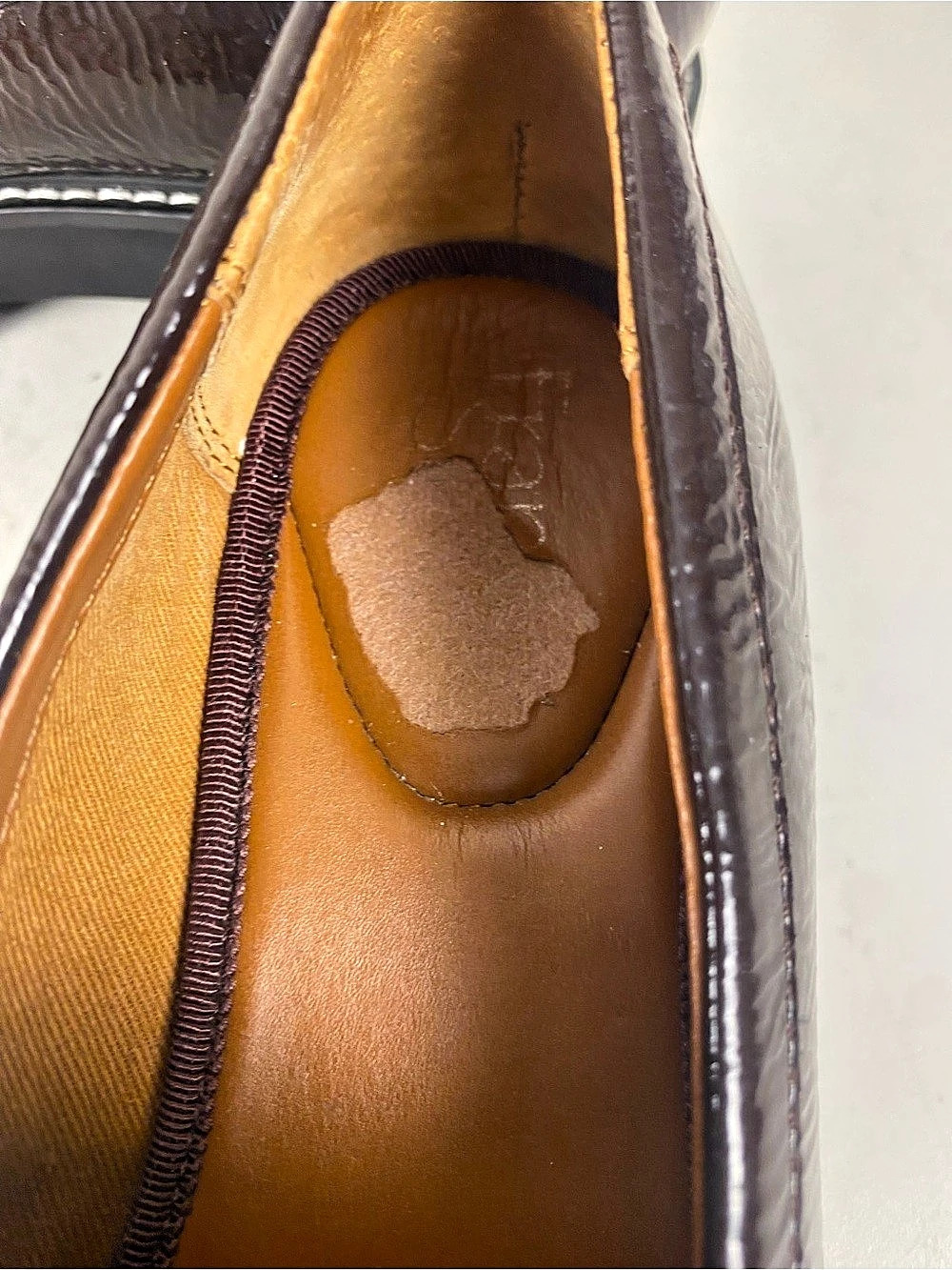 Franco Sarto Brown Lug Sole Loafers Size 7
Area Of Pealing On Insole - Picture 14 of 14